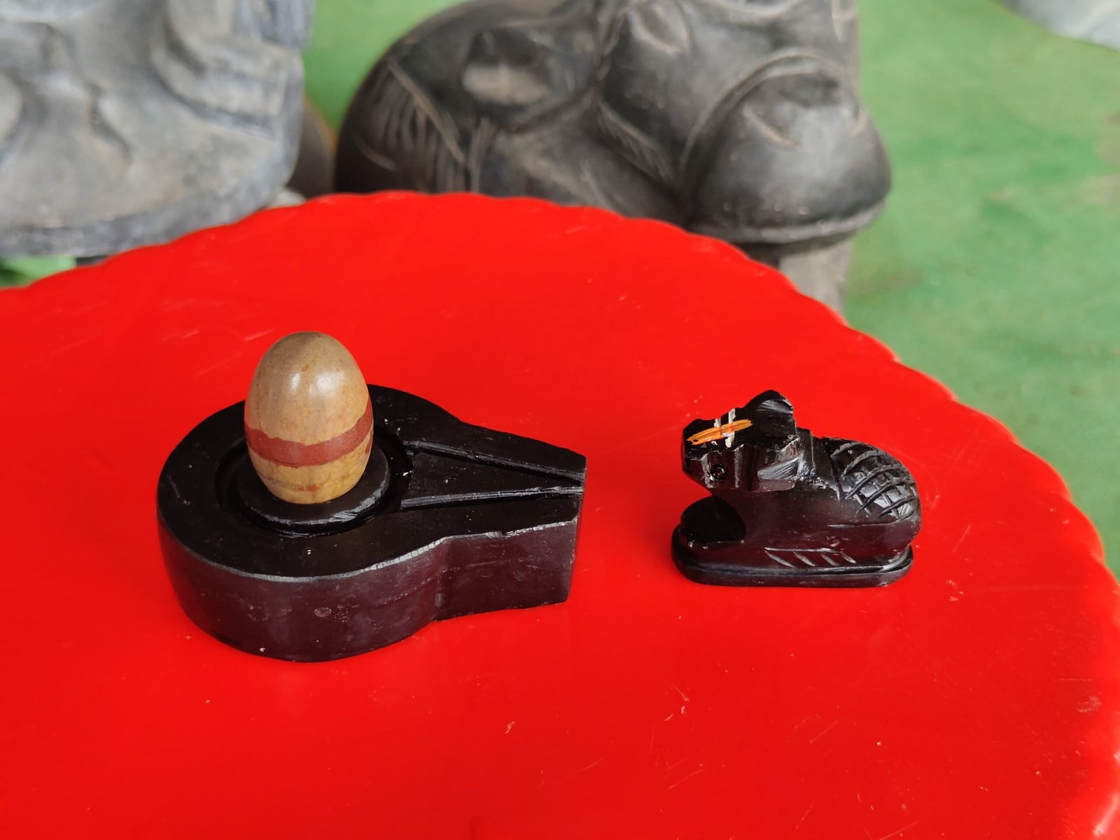 Original 1.5 Inch Narmadeshwar Shivling with 3 Inch Premium Black Stone Jaladhari & Nandi – Natural Sacred Band Finish